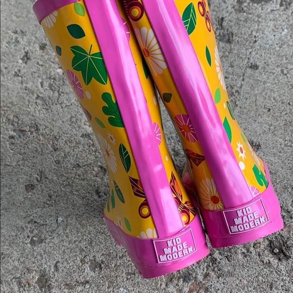 Kids Boots - Picture 4 of 8